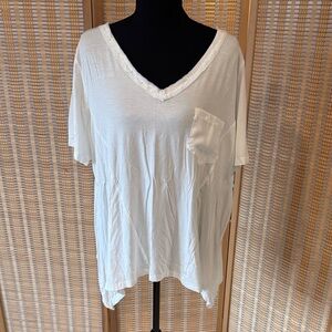 Three Bird Nest Cream V-Neck Short Sleeve Top